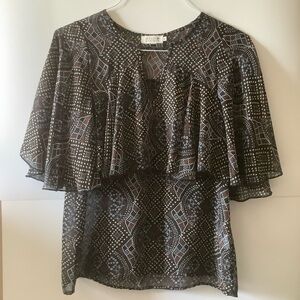 MOLLY BRACKEN WOMENS PAISLEY PRINT RUFFLE BLOUSE/ Size Small